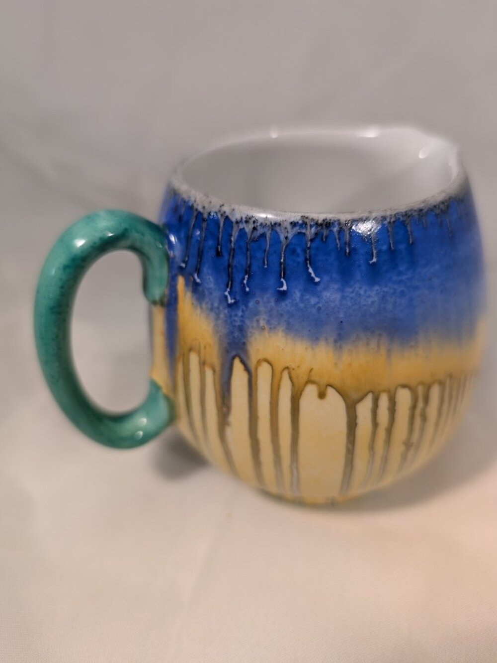 SHELLEY CREAMER / MILK JUG Stunning Blue and Yellow with Drip Glaze circa 1930s - Picture 7 of 9